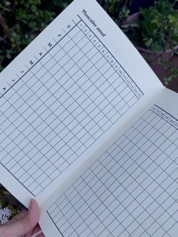 Agenda Semanal 2026 (media carta)